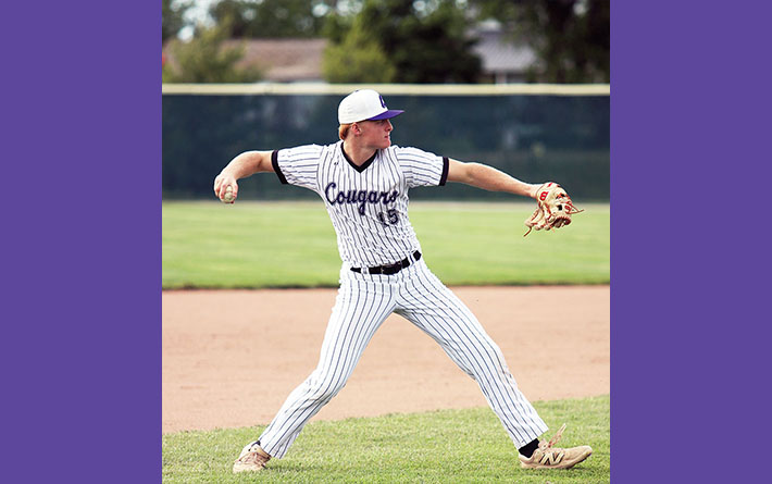 Cougars sweep Wood River to move to 21-7 on the season