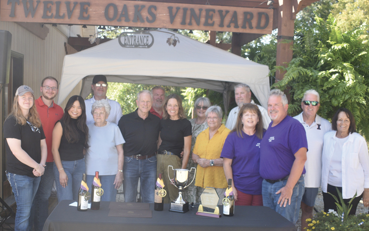 Twelve Oaks Vineyard, Carlyle, honored by IGGVA