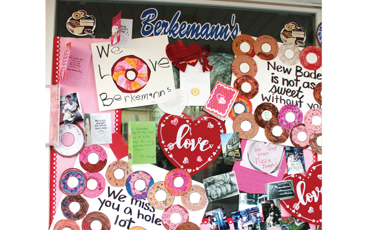 Feeling the love — We 'donut' want to say goodbye Love notes fill windows at Berkemann's Baker’s Dozen