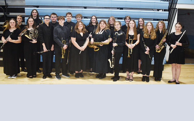 Band and art students recognized during event at Mater Dei